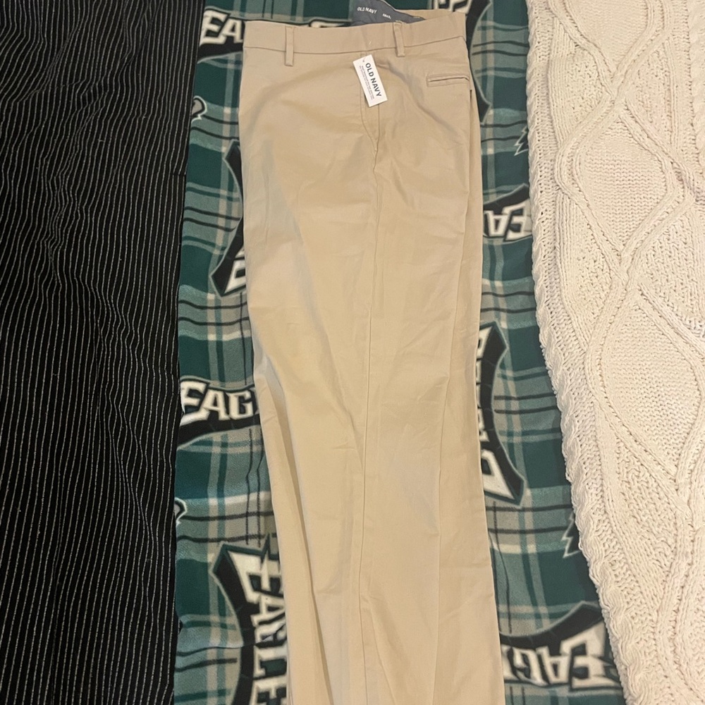 Men’s Khaki Pants size 36x32